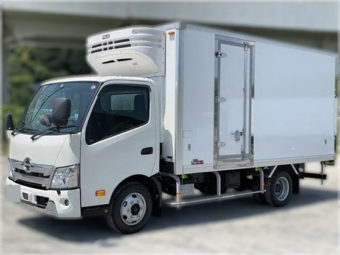 日野 トラック　デュトロ（冷蔵冷凍車） ワイドロング / 低温式（－30℃）/ 積載3,000kg / 4,000cc / 6MT