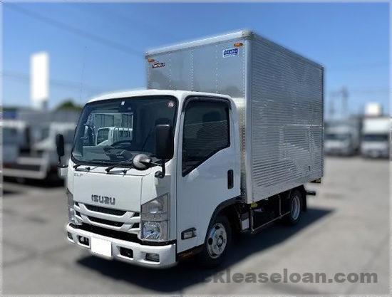 いすゞ トラック　エルフ（アルミバン） 標準10尺 / 積載2,000kg / 2,990cc / 5MT